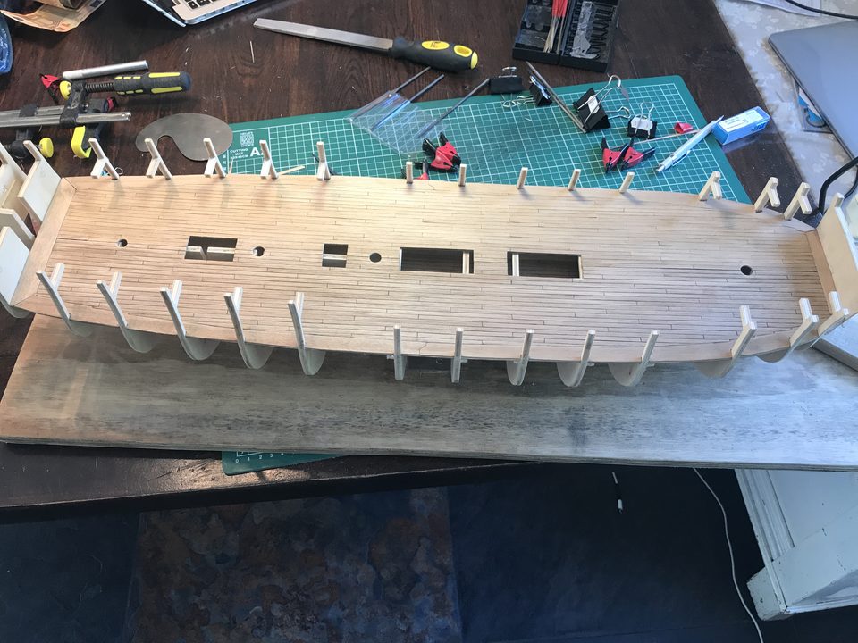 The bow with the margin plank and the joggling