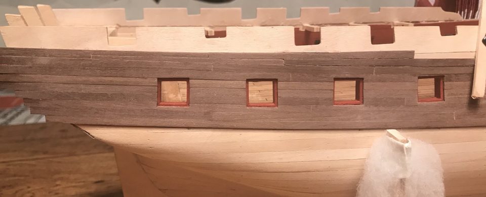The transition to the bulwark halfway across a plank