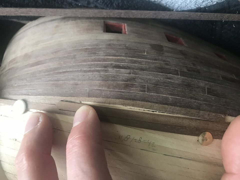 The drop plank to the English system reveals the gap