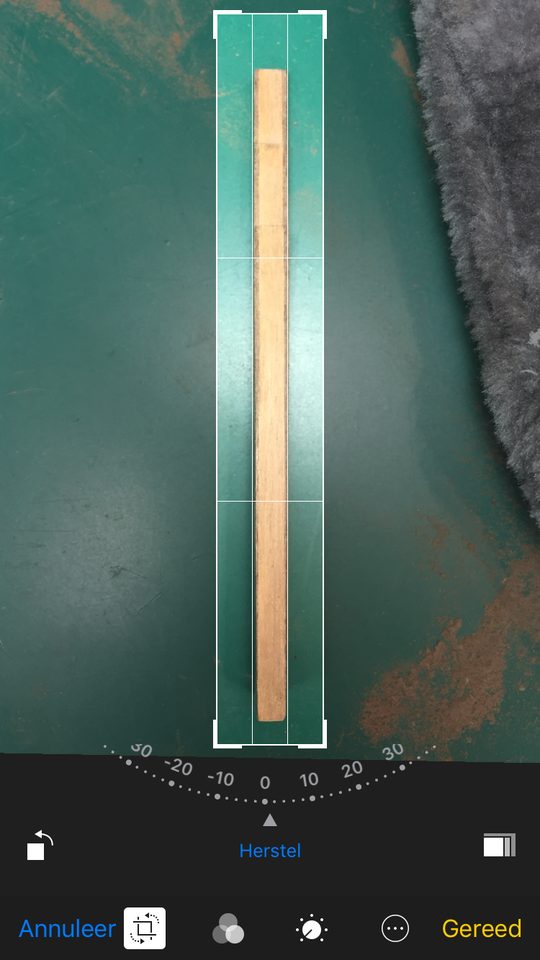 The rudder sanded to a taper: the top line runs straight, it narrows towards the bottom